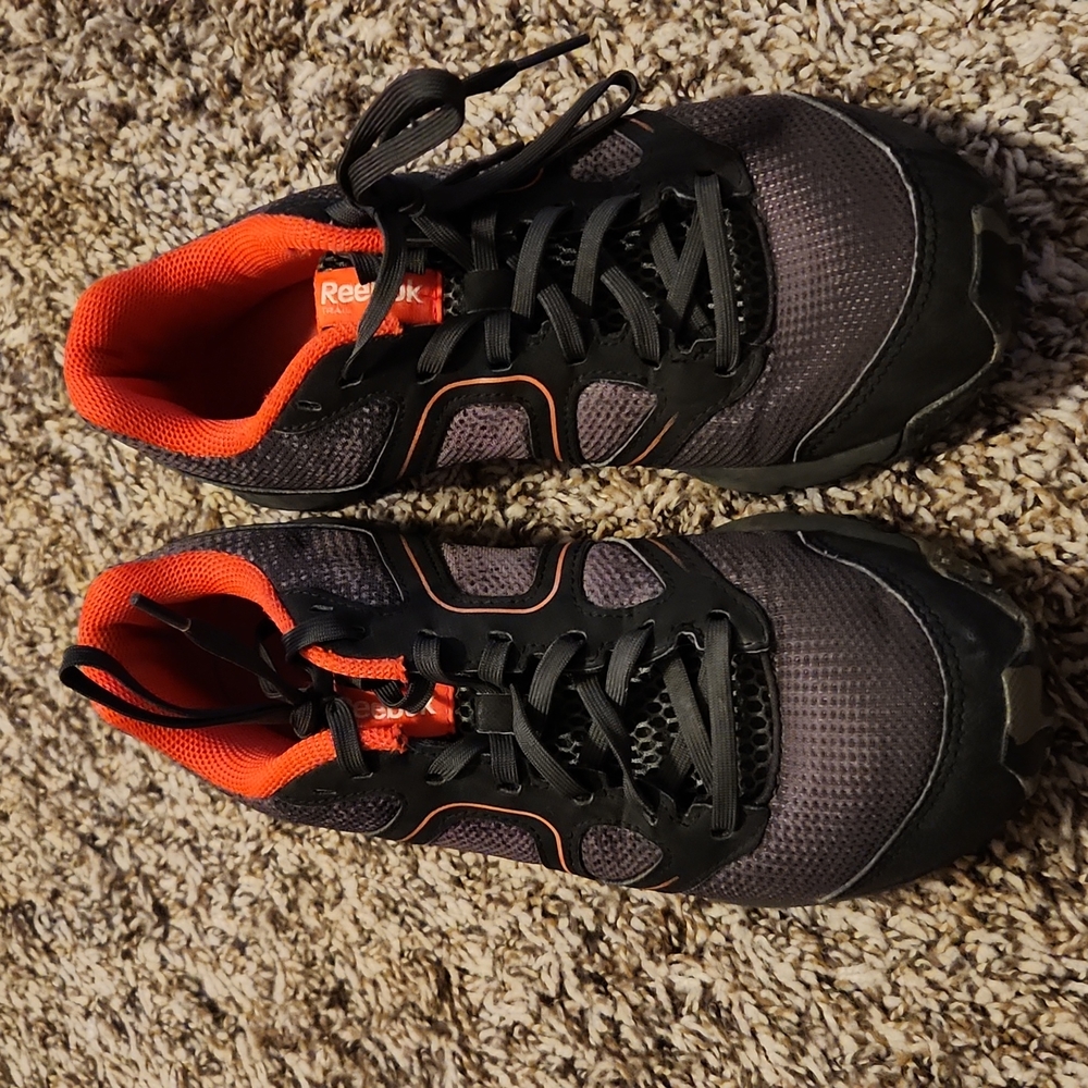 Running shoes